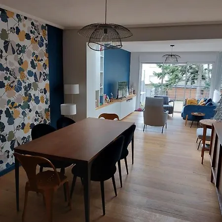 Maison Familiale Centre Avec Parking *